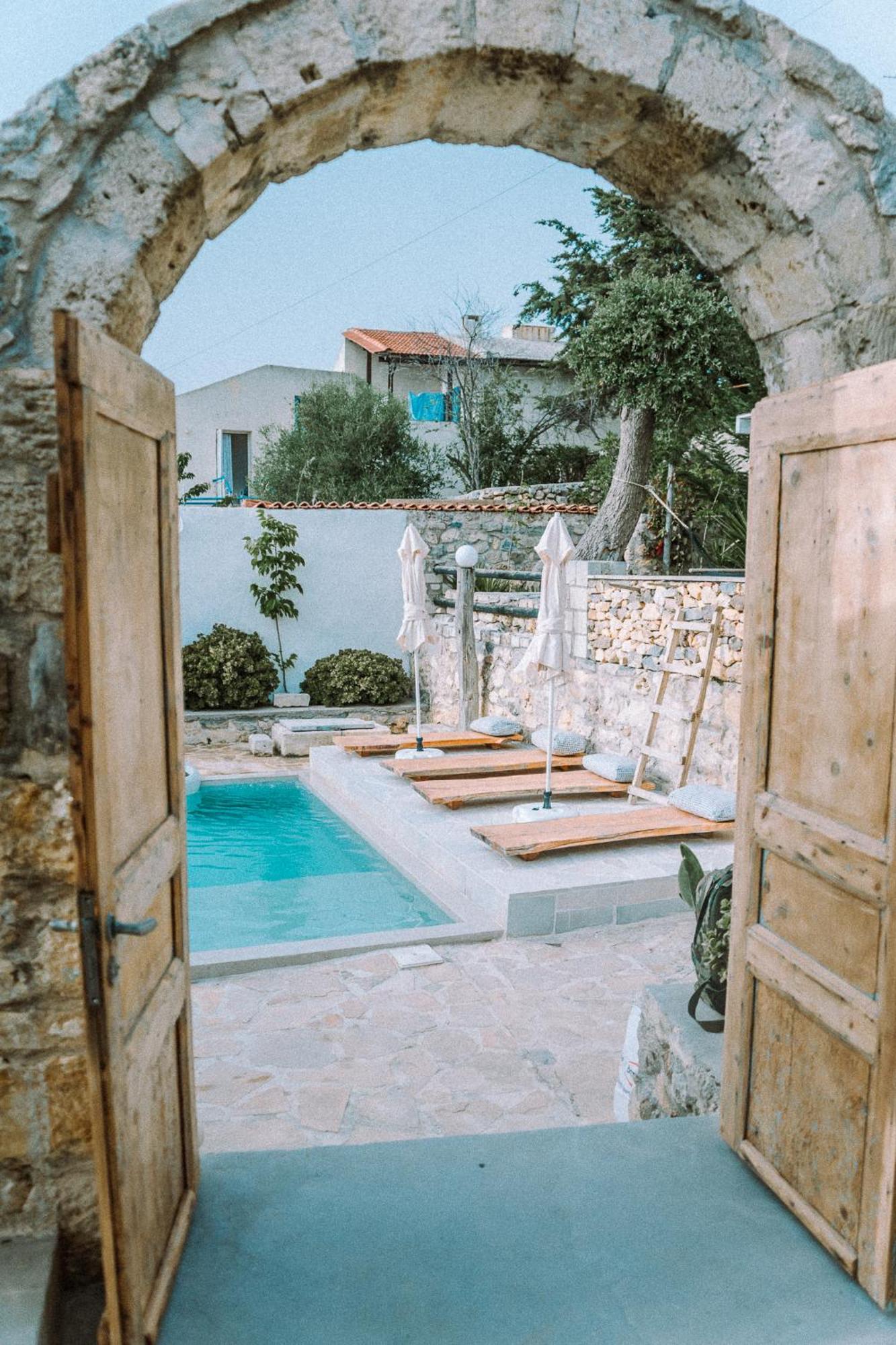 Antonia'S Stonebuilt Mansion With A Private Pool Villa Armenoi  Luaran gambar