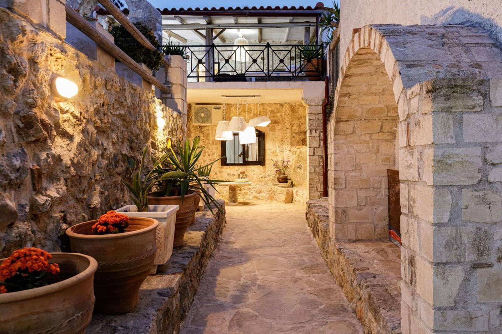 Antonia'S Stonebuilt Mansion With A Private Pool Villa Armenoi  Luaran gambar